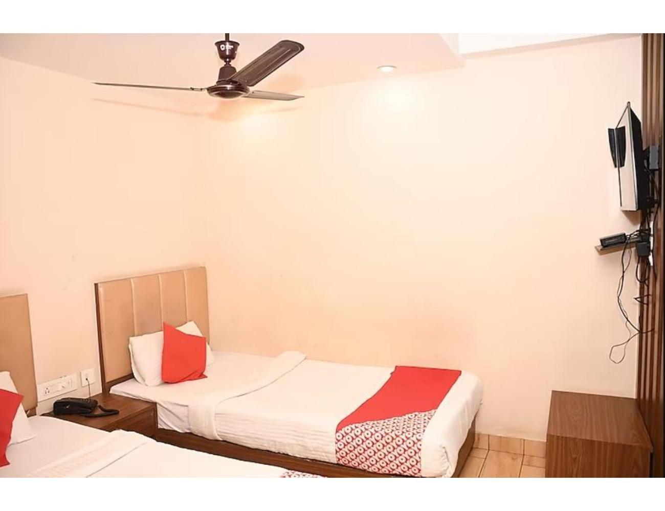 Sona Lodge, Siliguri Exterior foto